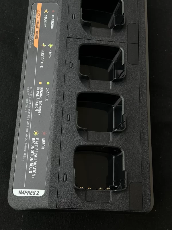 Motorola original IMPRES2 smart single row six-ways charger - Image 2