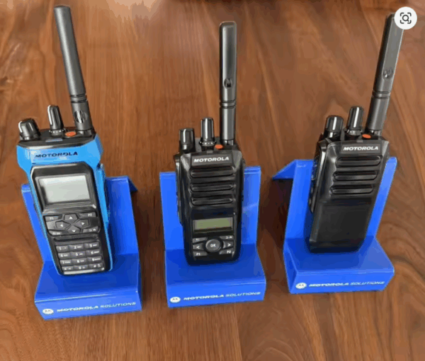 Motorola R5 NKP  (No-Keypad) Digital Handheld Radio - Image 6